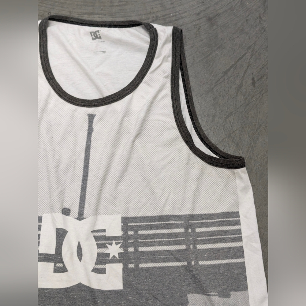 DC Tank Top, Medium
